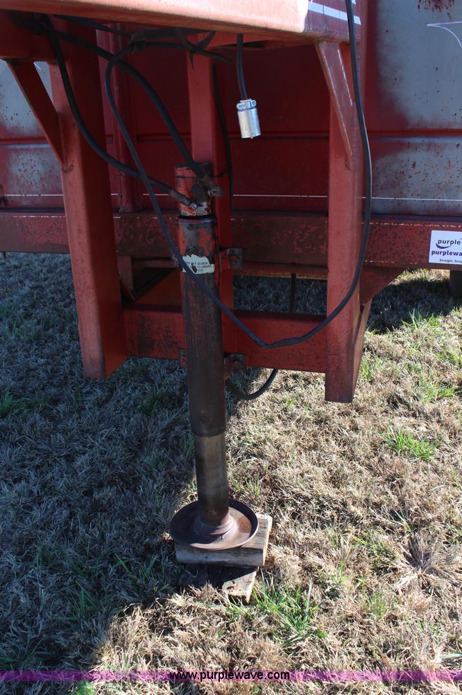 image for item I5992 1988 Donahue double axle hydraulic dump trailer