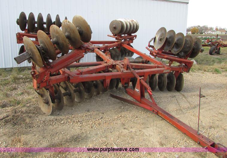 image for item I6003 Massey-Ferguson 620 disk