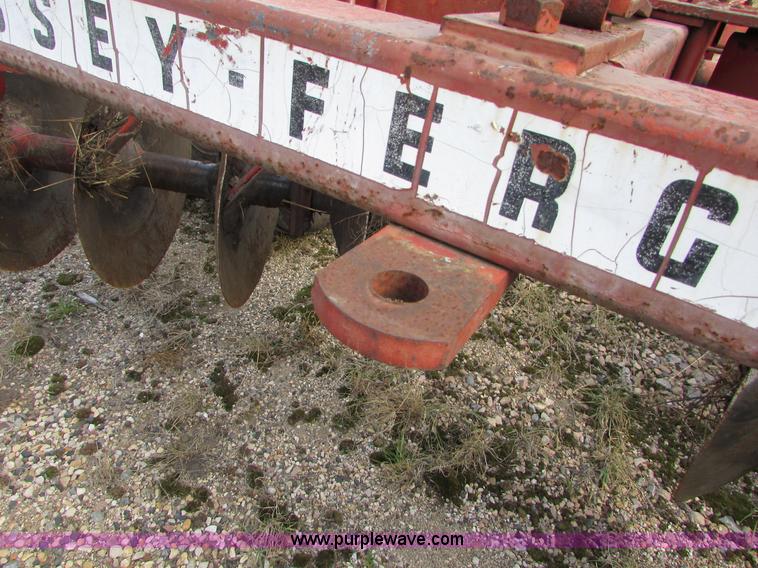 image for item I6003 Massey-Ferguson 620 disk