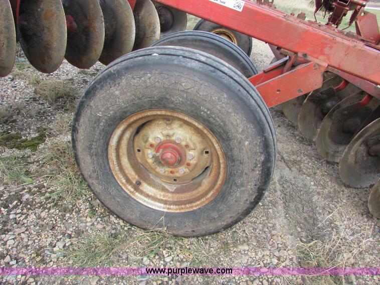image for item I6003 Massey-Ferguson 620 disk