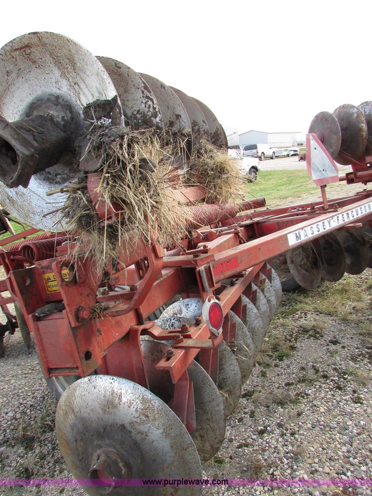 image for item I6003 Massey-Ferguson 620 disk