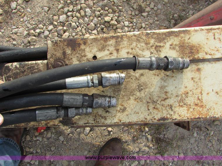 image for item I6005 Gehl C13 two row corn chopper