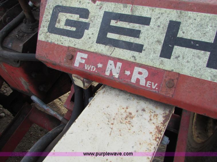 image for item I6005 Gehl C13 two row corn chopper