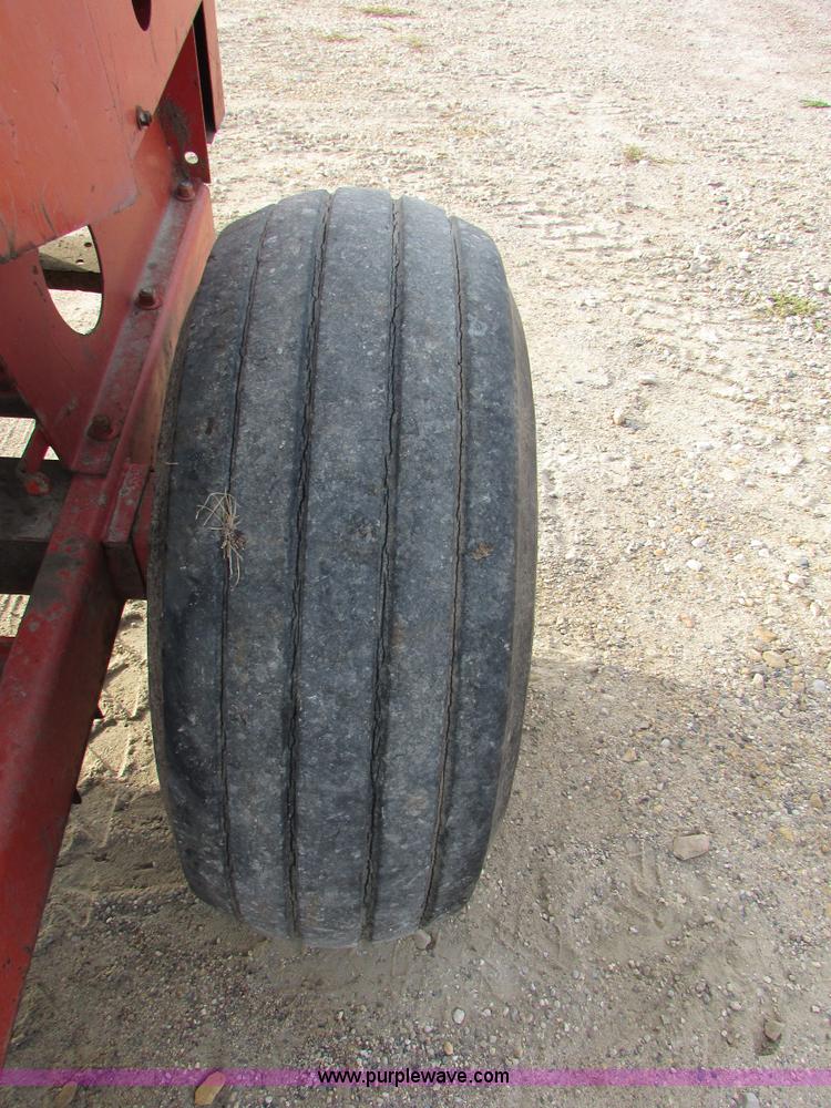 image for item I6005 Gehl C13 two row corn chopper