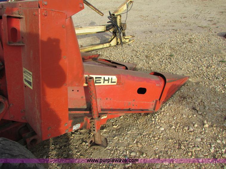 image for item I6005 Gehl C13 two row corn chopper