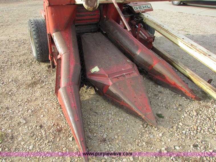 image for item I6005 Gehl C13 two row corn chopper