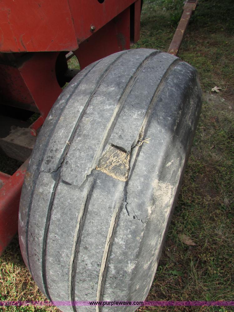 image for item I6005 Gehl C13 two row corn chopper