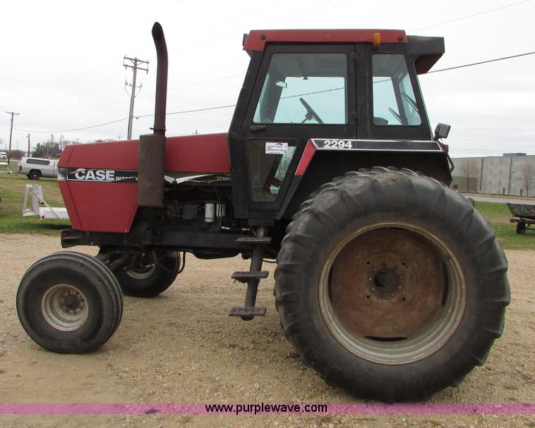 image for item I6011 1984 Case IH 2294 tractor