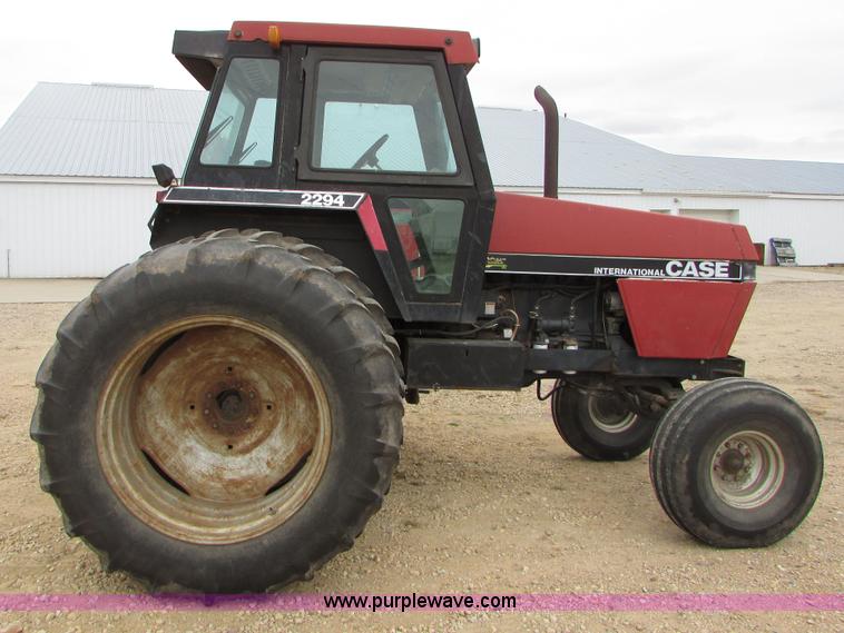 image for item I6011 1984 Case IH 2294 tractor