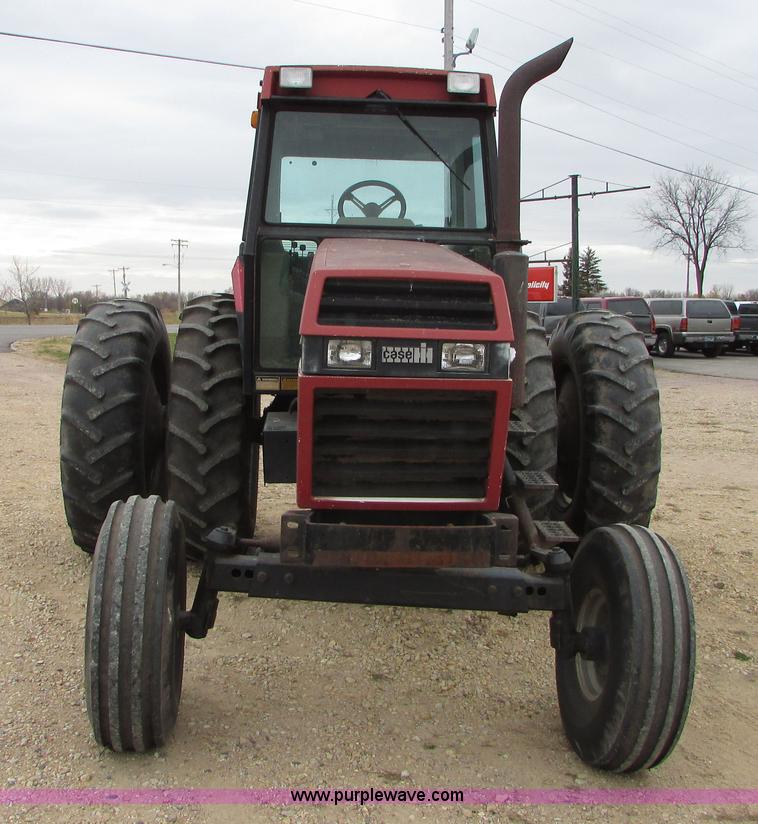 image for item I6011 1984 Case IH 2294 tractor