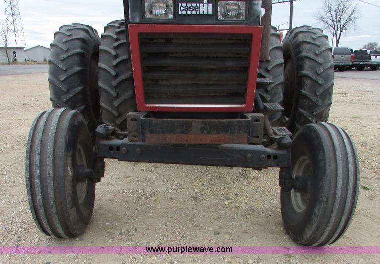 image for item I6011 1984 Case IH 2294 tractor