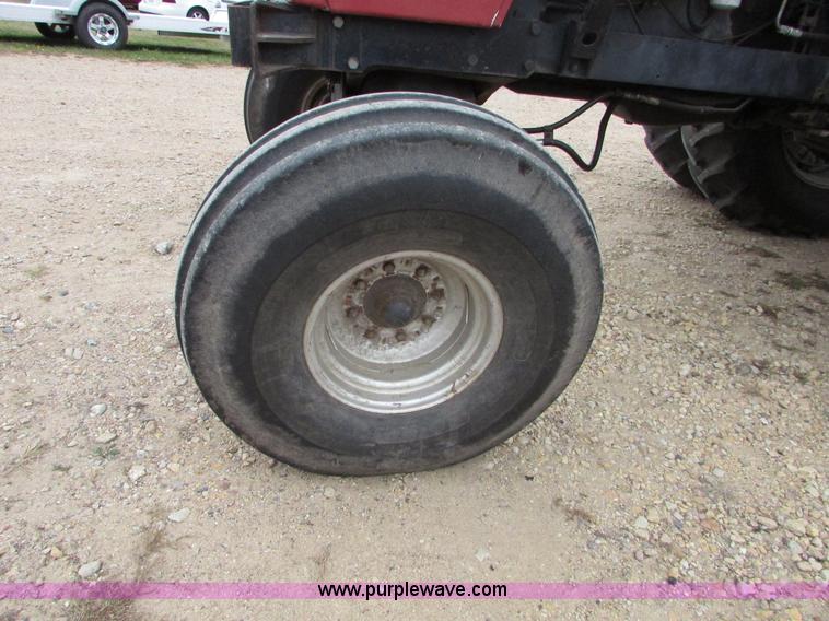 image for item I6011 1984 Case IH 2294 tractor