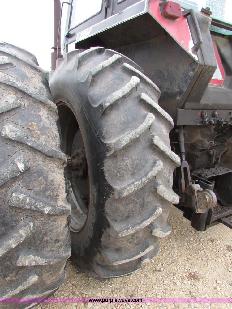 image for item I6011 1984 Case IH 2294 tractor