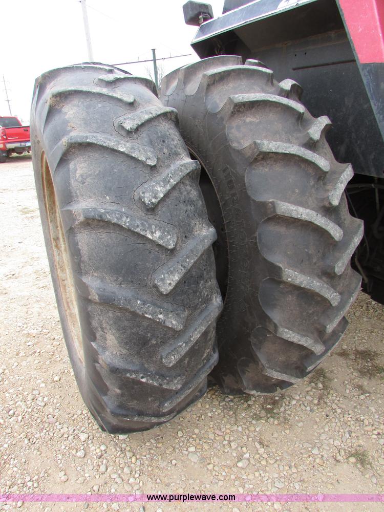 image for item I6011 1984 Case IH 2294 tractor