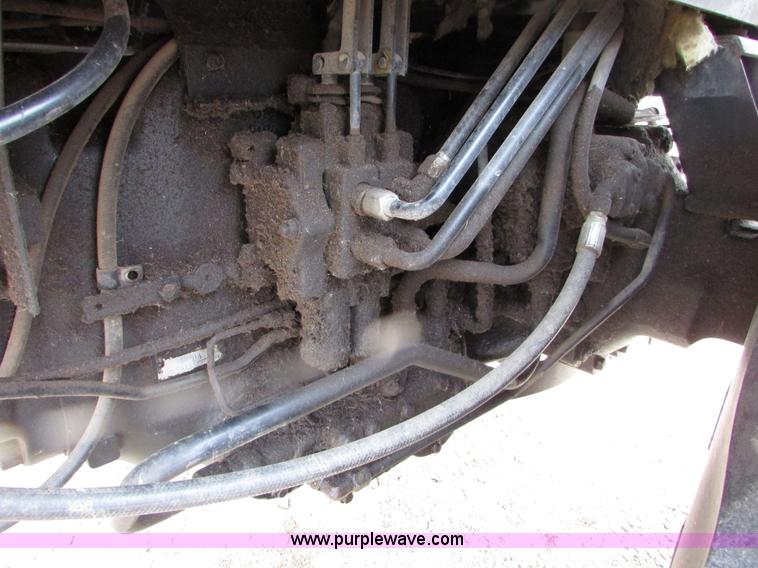 image for item I6011 1984 Case IH 2294 tractor