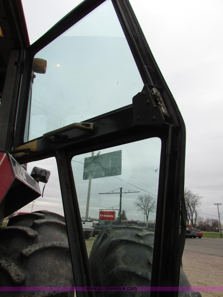 image for item I6011 1984 Case IH 2294 tractor