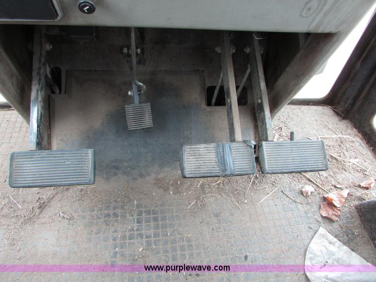 image for item I6011 1984 Case IH 2294 tractor