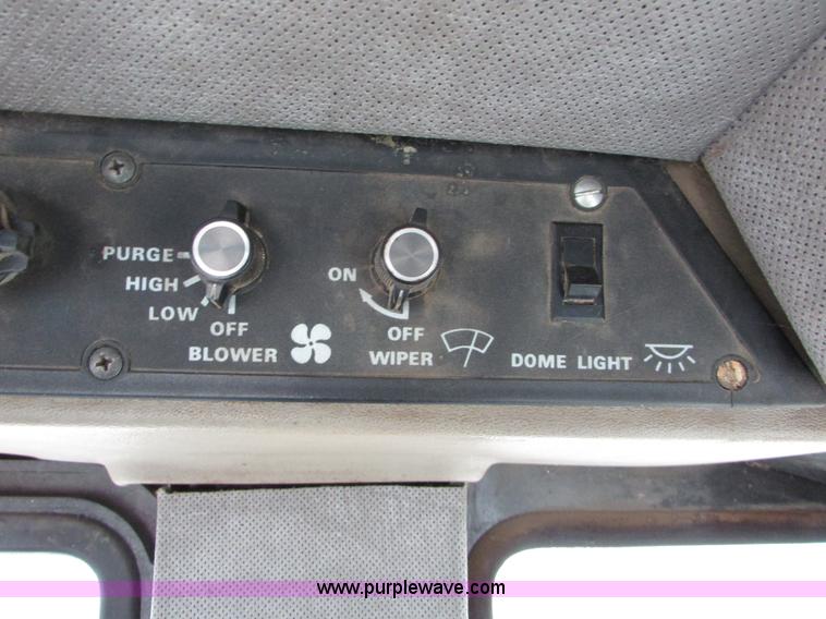 image for item I6011 1984 Case IH 2294 tractor