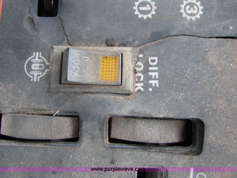 image for item I6011 1984 Case IH 2294 tractor