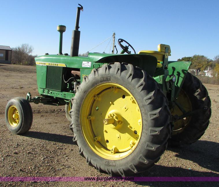 image for item I6727 John Deere 3010 tractor
