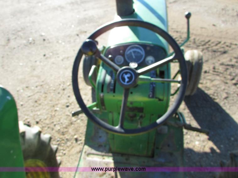 image for item I6727 John Deere 3010 tractor