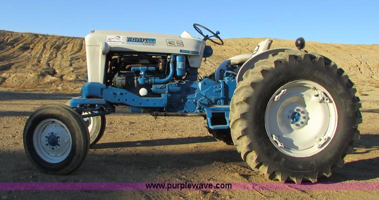 image for item I6729 Ford 4000 tractor