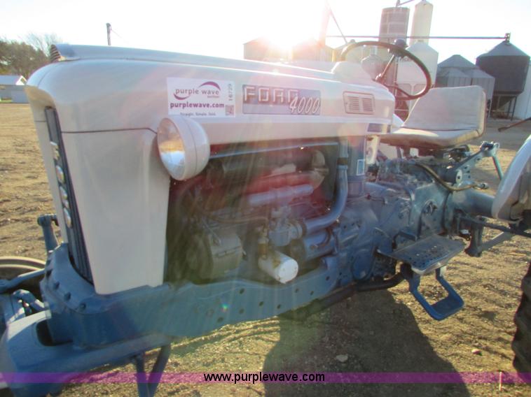 image for item I6729 Ford 4000 tractor