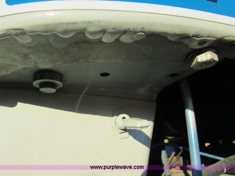 image for item I6729 Ford 4000 tractor