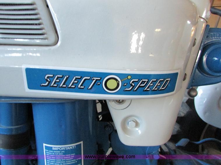 image for item I6729 Ford 4000 tractor