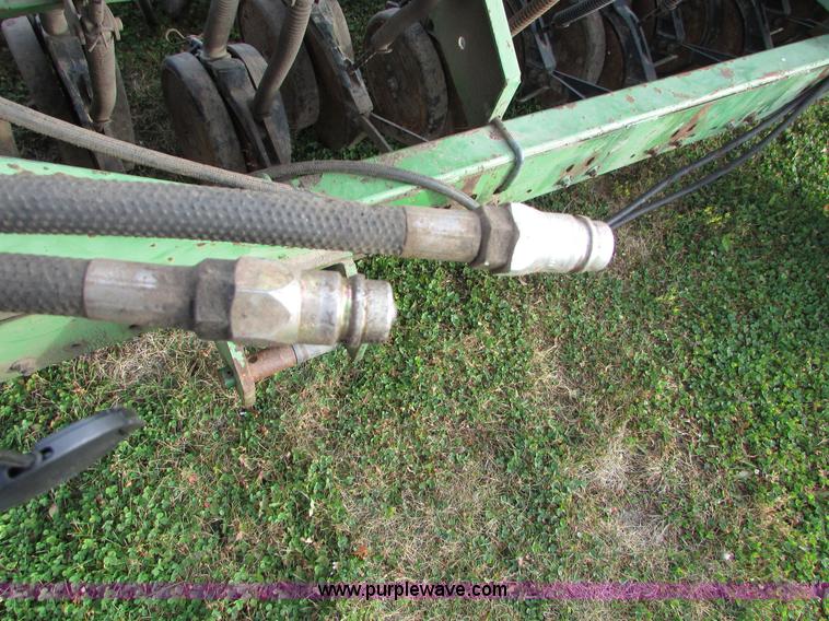 image for item I6740 John Deere 520 grain drill