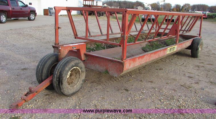 image for item I6741 Meyer round bale feeder wagon