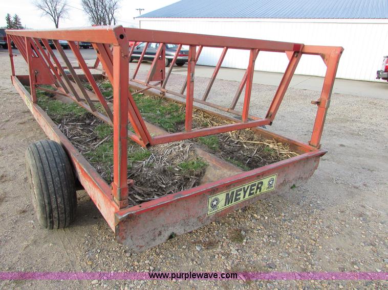 image for item I6741 Meyer round bale feeder wagon