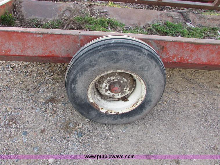 image for item I6741 Meyer round bale feeder wagon