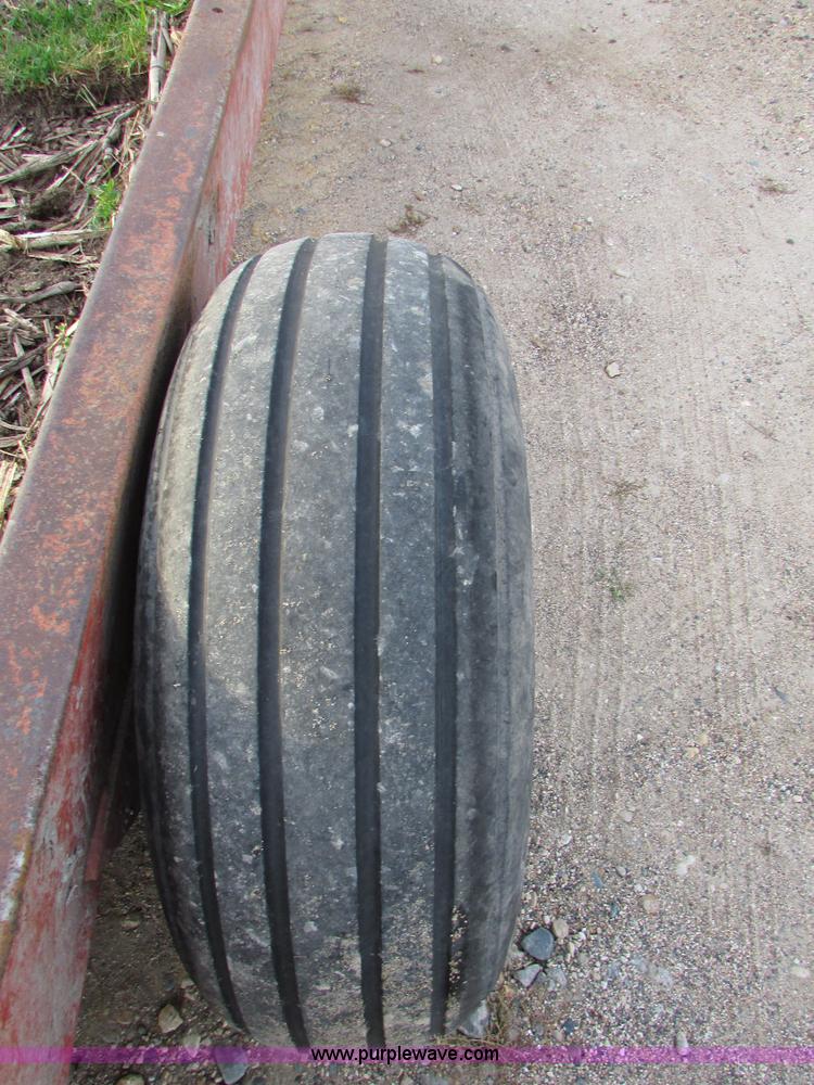 image for item I6741 Meyer round bale feeder wagon