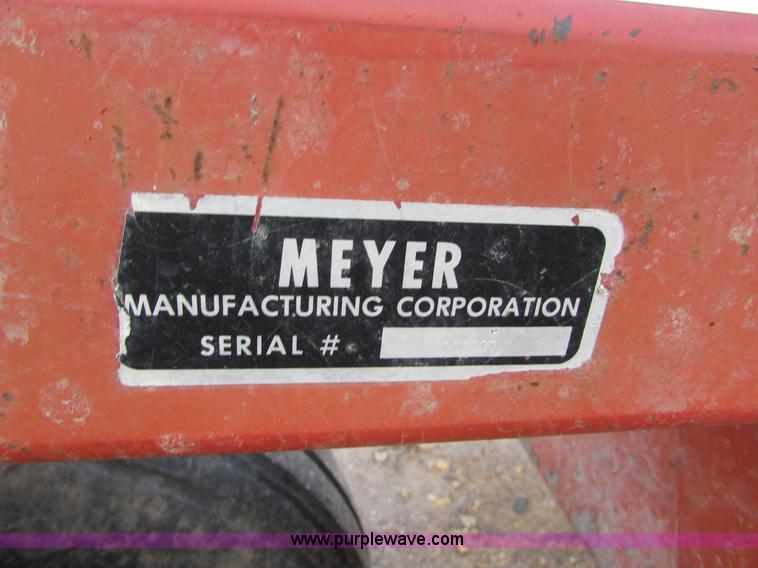 image for item I6741 Meyer round bale feeder wagon