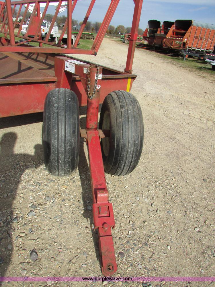 image for item I6744 Meyer round bale feeder wagon