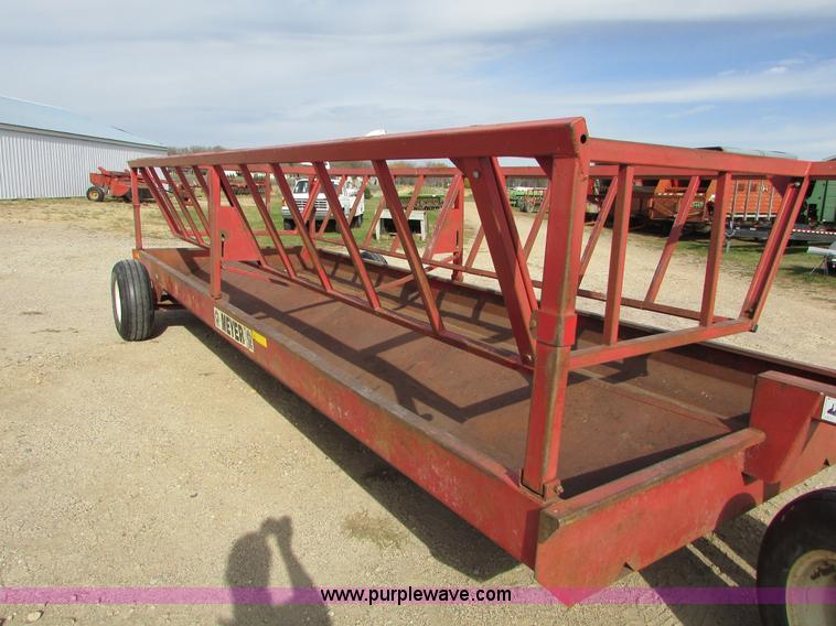 image for item I6744 Meyer round bale feeder wagon