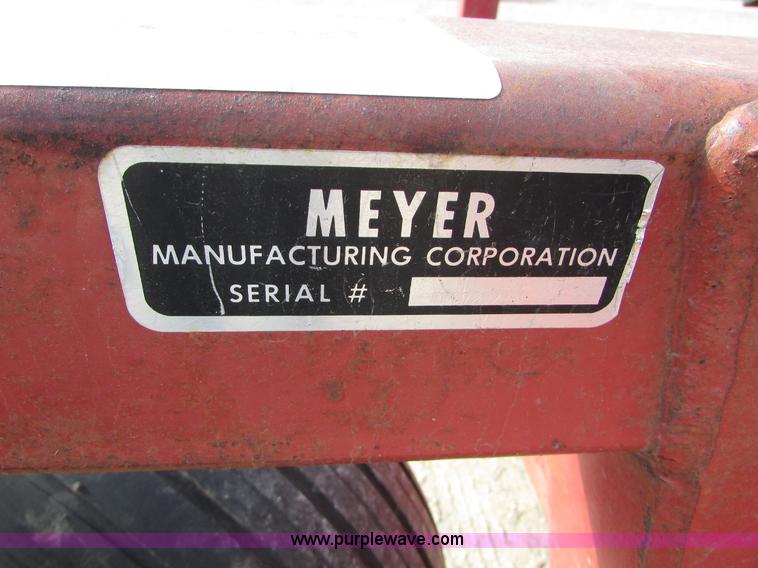 image for item I6744 Meyer round bale feeder wagon