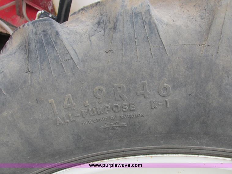 image for item I8881 1998 Apache A760 self-propelled sprayer