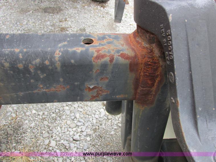 image for item I8881 1998 Apache A760 self-propelled sprayer