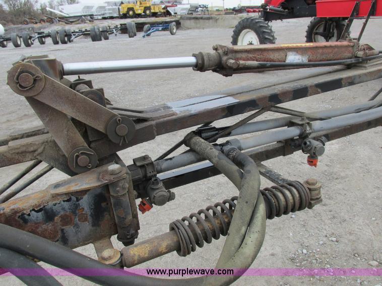 image for item I8882 2000 Apache A780 self-propelled sprayer