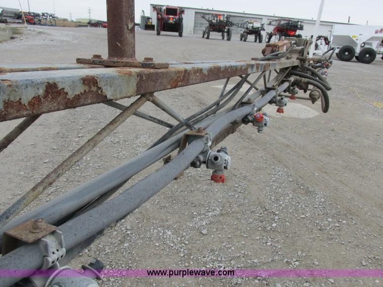 image for item I8882 2000 Apache A780 self-propelled sprayer