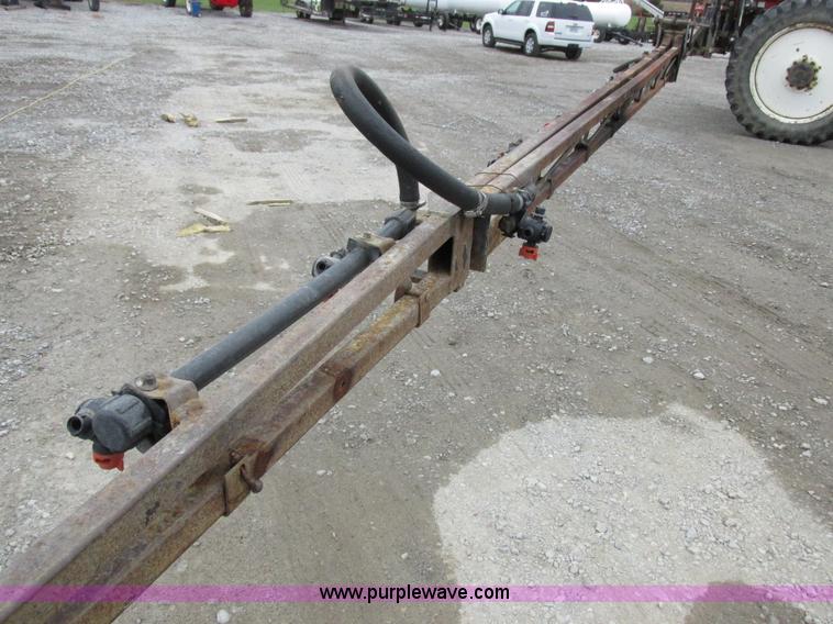 image for item I8882 2000 Apache A780 self-propelled sprayer