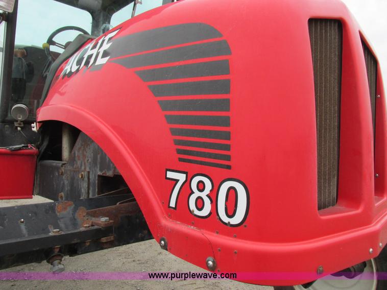 image for item I8882 2000 Apache A780 self-propelled sprayer