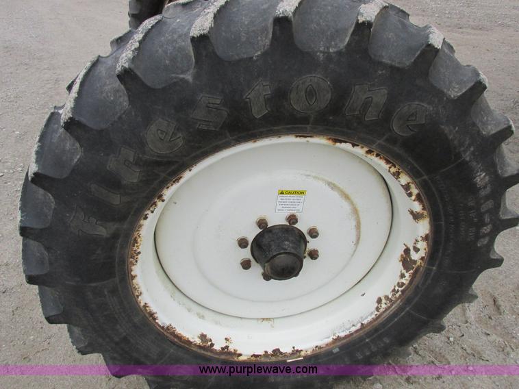 image for item I8882 2000 Apache A780 self-propelled sprayer