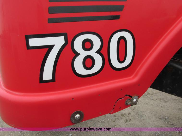 image for item I8882 2000 Apache A780 self-propelled sprayer