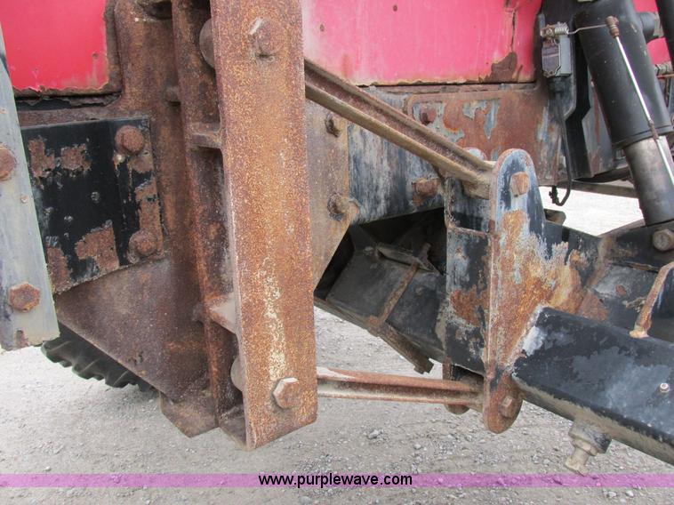 image for item I8882 2000 Apache A780 self-propelled sprayer