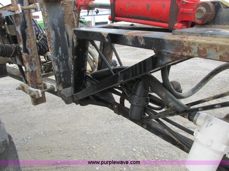 image for item I8882 2000 Apache A780 self-propelled sprayer