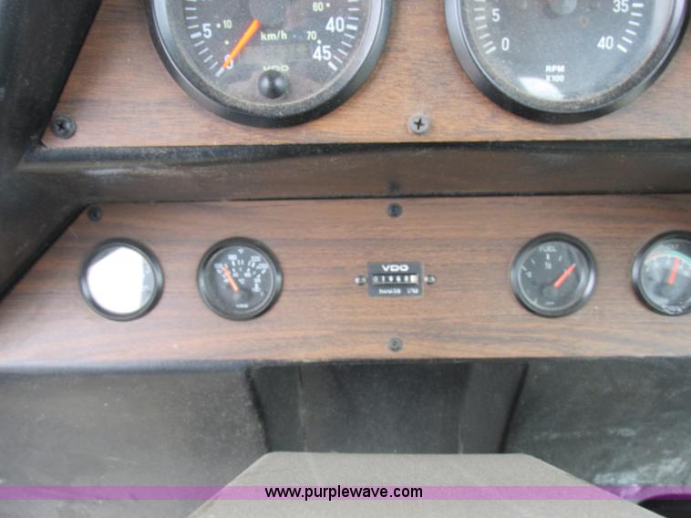 image for item I8882 2000 Apache A780 self-propelled sprayer