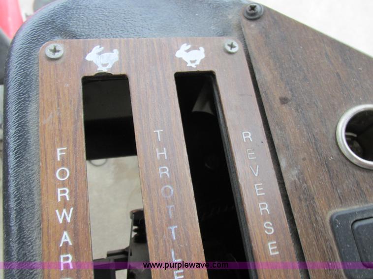 image for item I8882 2000 Apache A780 self-propelled sprayer